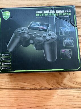 Black Controller Gamepad Digital Game Player with 520 games NIB